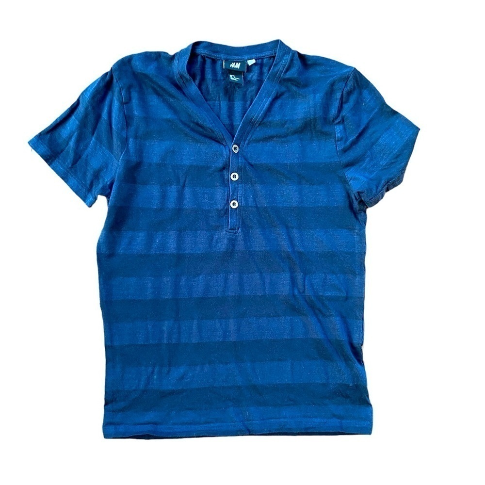 H&M Blue Striped Henley Tee Men’s Size Small